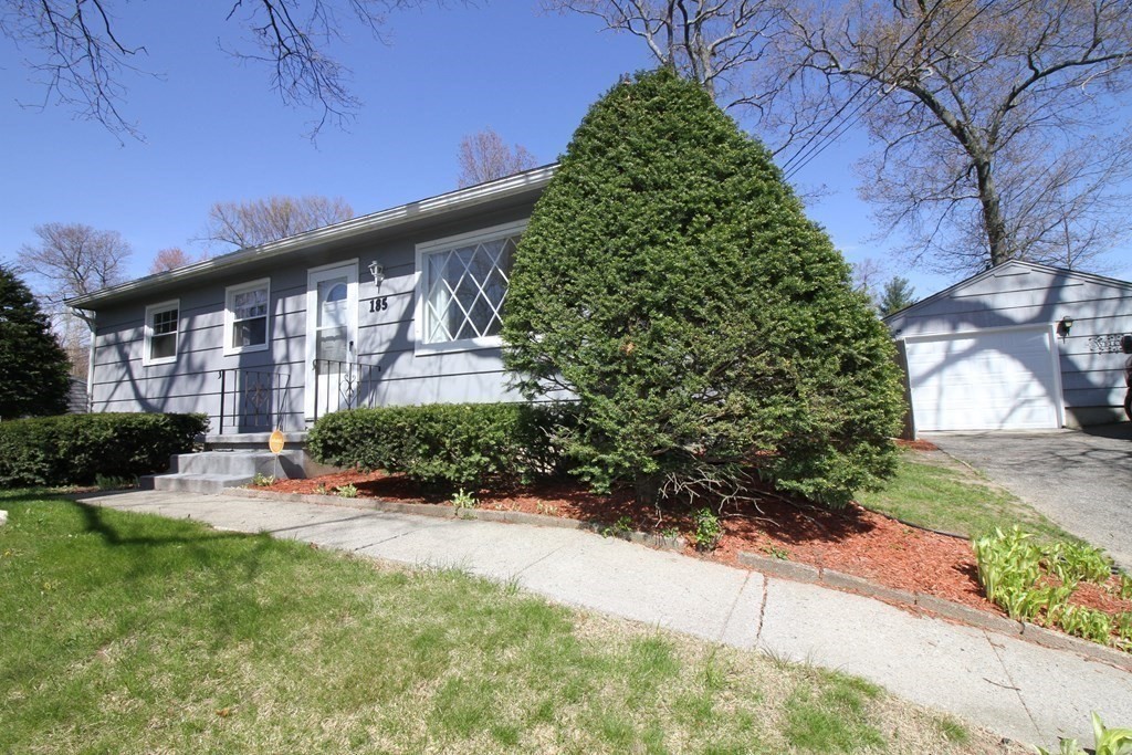 185 Louis Road Springfield, MA 01118 - Photo 1 of 21 Gallery Image 1