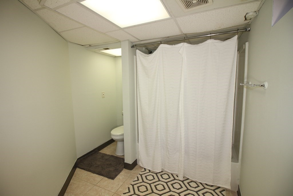 185 Louis Road Springfield, MA 01118 - Photo 13 of 21 Gallery Image 13