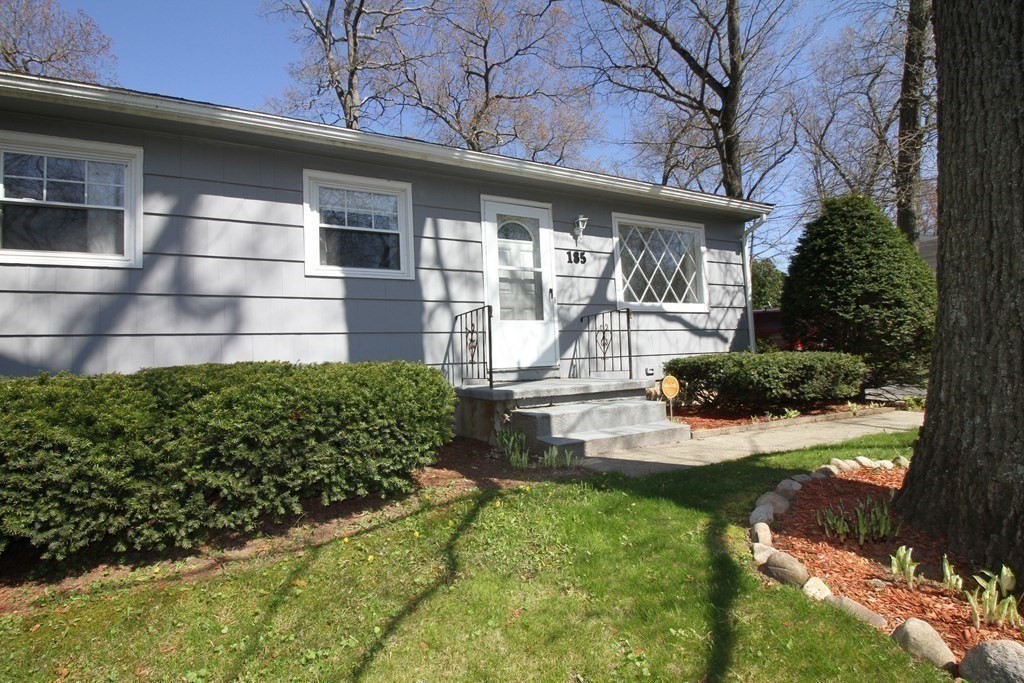 185 Louis Road Springfield, MA 01118 - Photo 20 of 21 Gallery Image 20