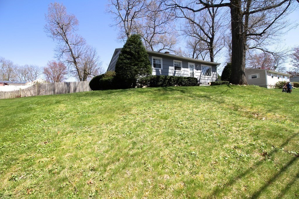 185 Louis Road Springfield, MA 01118 - Photo 2 of 21 Gallery Image 2