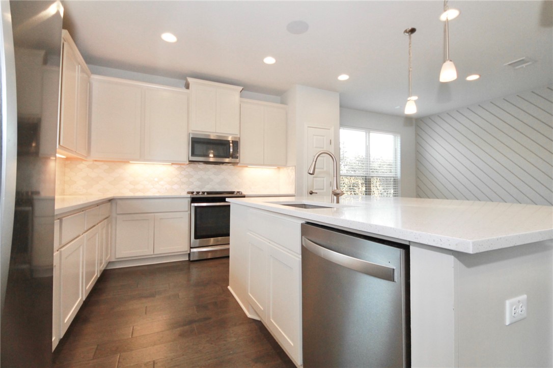 14504 McCoy Loop Austin, TX 78717 - Photo 4 of 19