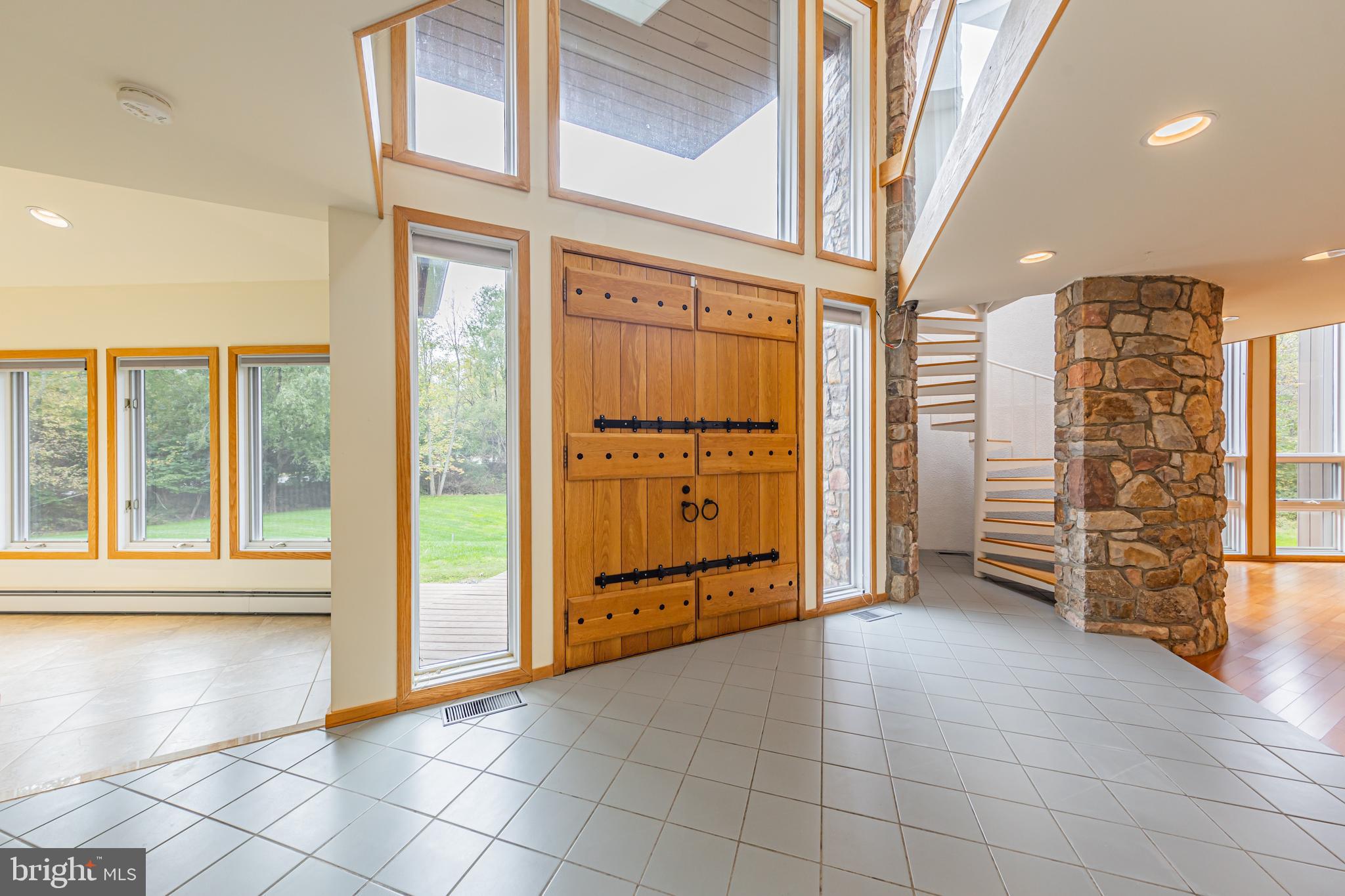 1006 Stonebridge Road Ambler, PA 19002 - Photo 2 of 72 Foyer Entrance