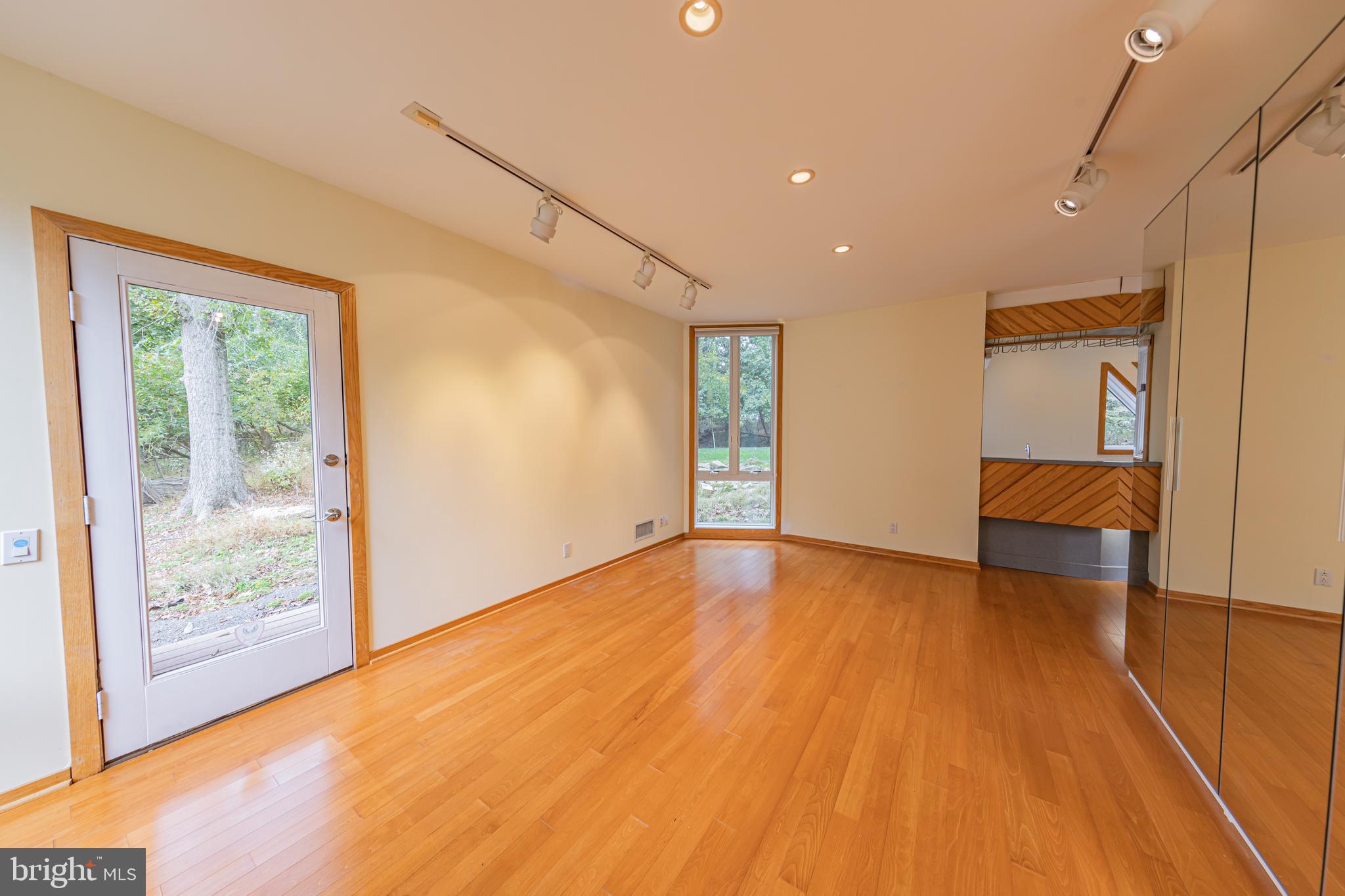 1006 Stonebridge Road Ambler, PA 19002 - Photo 31 of 72
