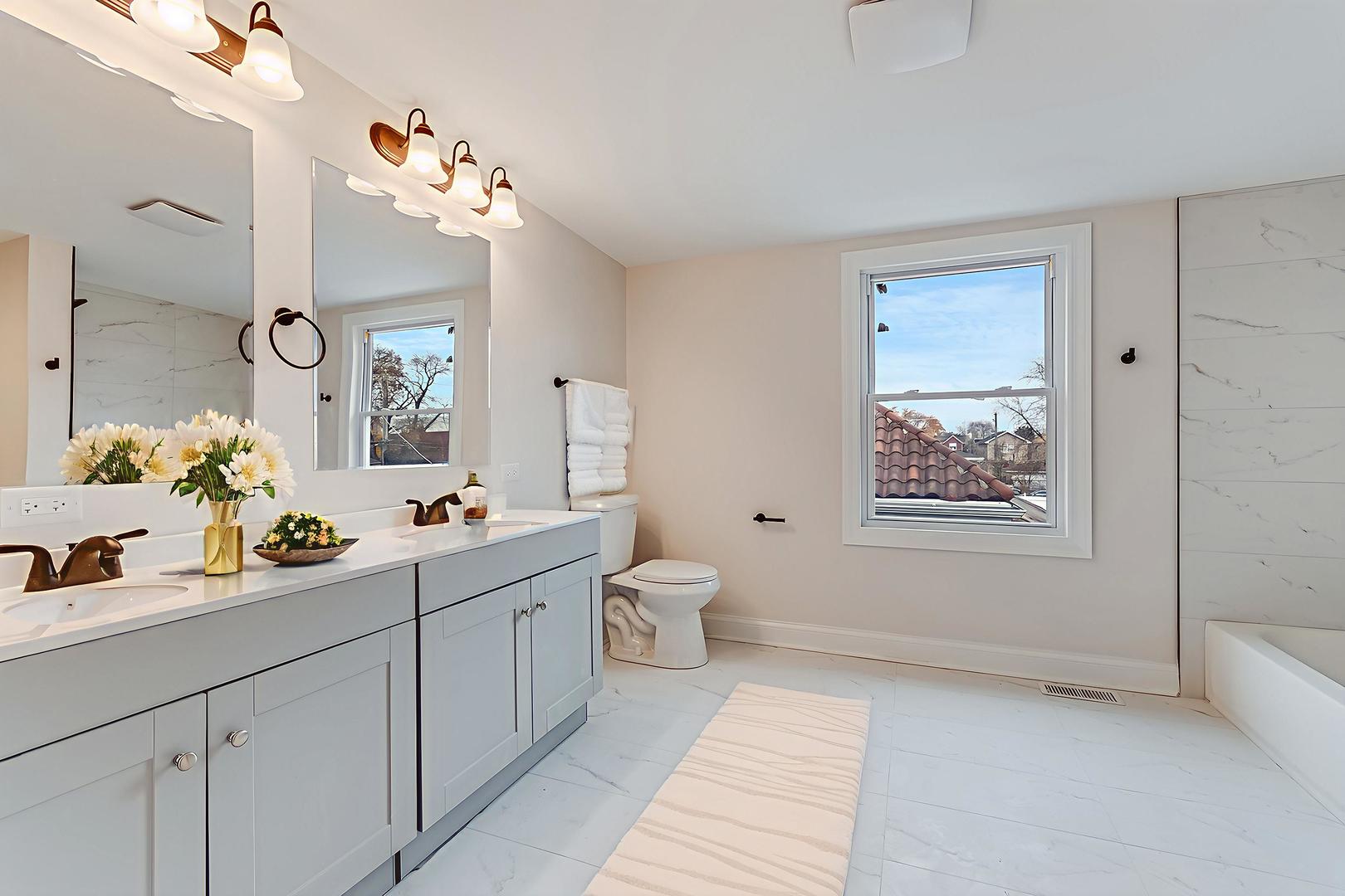 8745 South Throop Street Chicago, IL 60620 - Photo 16 of 37