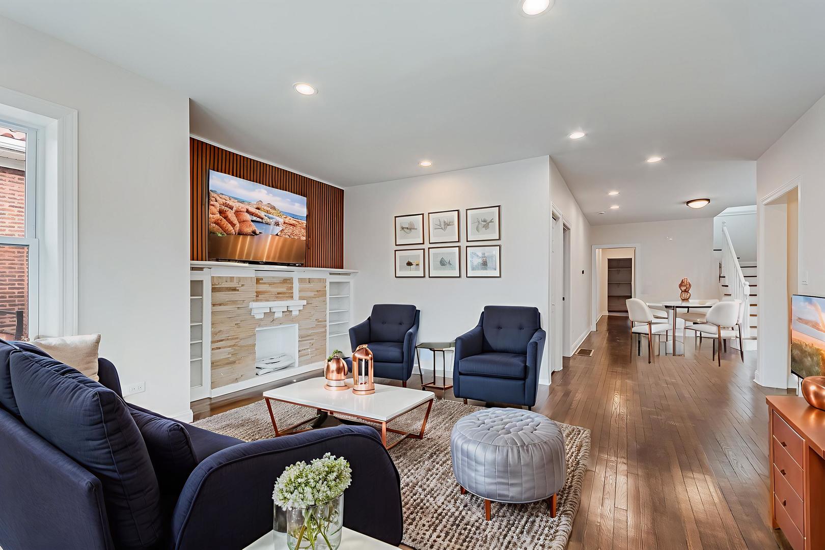 8745 South Throop Street Chicago, IL 60620 - Photo 8 of 37