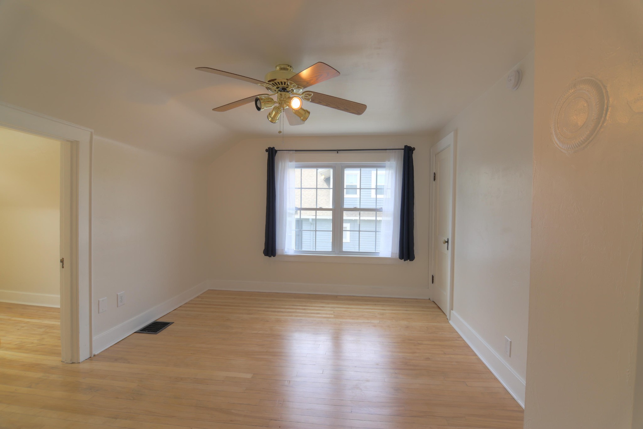 2853 Rennoc Road Knoxville, TN 37918 - Photo 12 of 18 Gallery Image 12