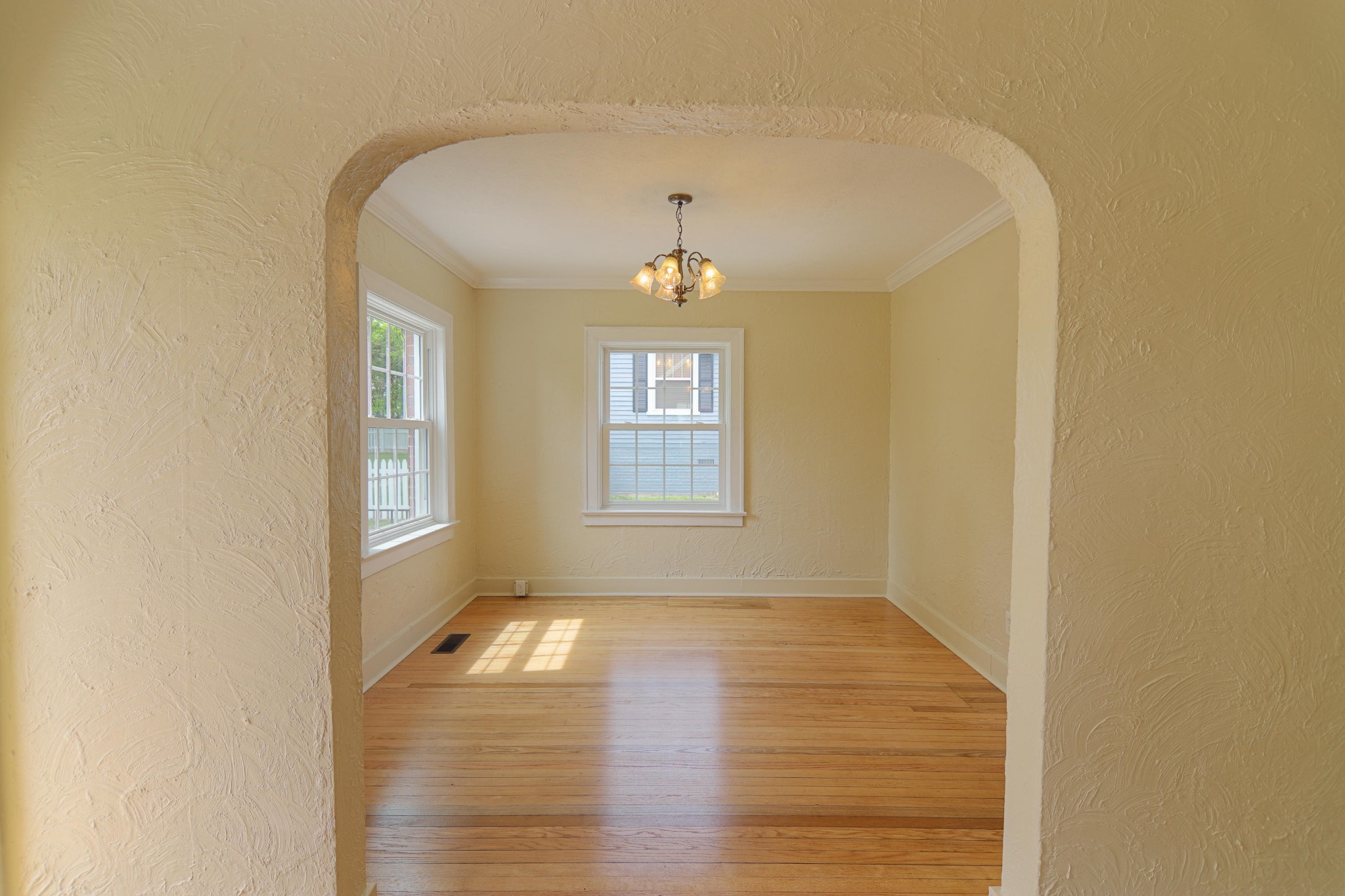 2853 Rennoc Road Knoxville, TN 37918 - Photo 6 of 18 Gallery Image 6