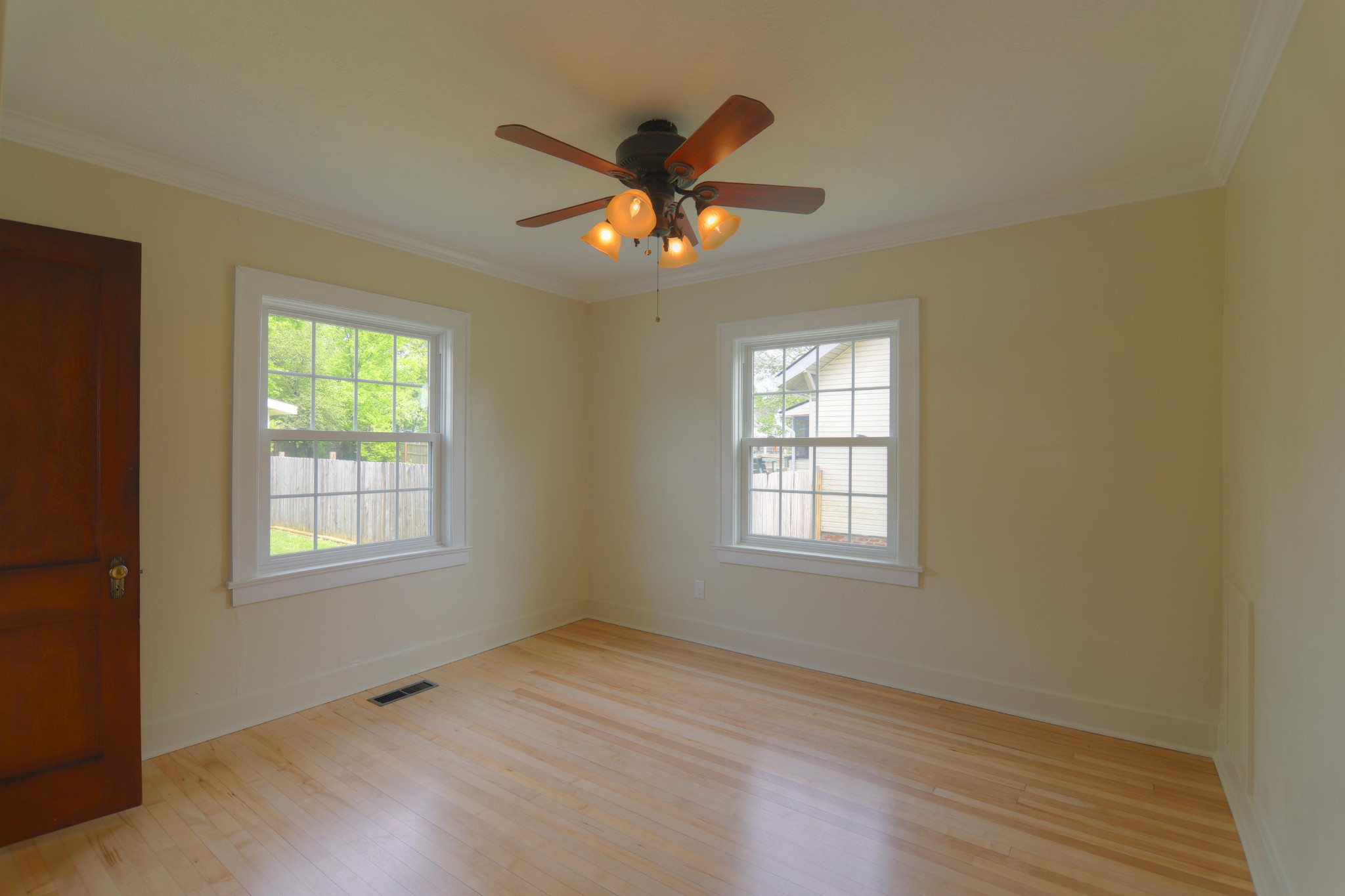 2853 Rennoc Road Knoxville, TN 37918 - Photo 10 of 18 Gallery Image 10