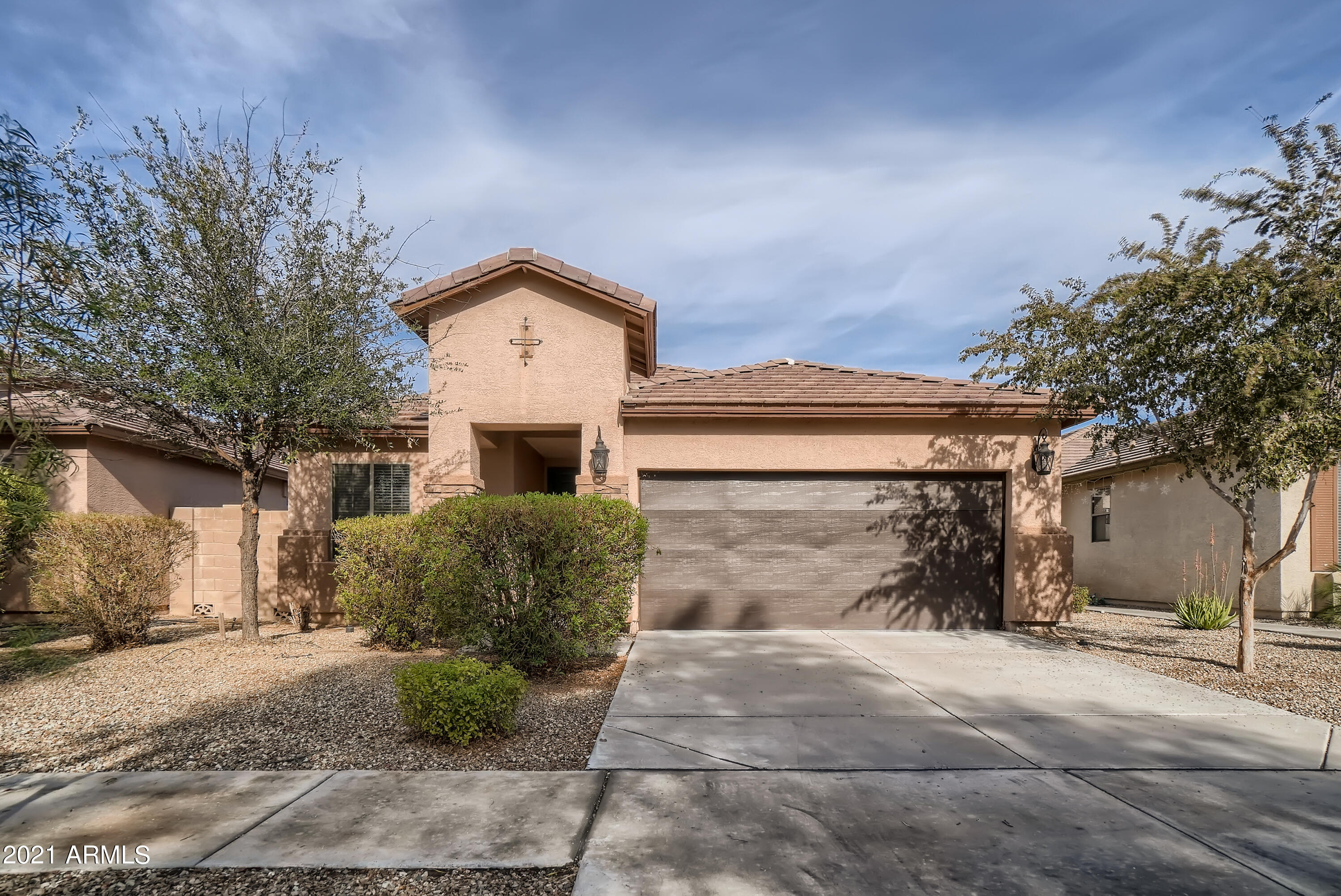 8748 West Cordes Road Tolleson, AZ 85353 - Photo 1 of 33 1-684179462-01 Exterior Front