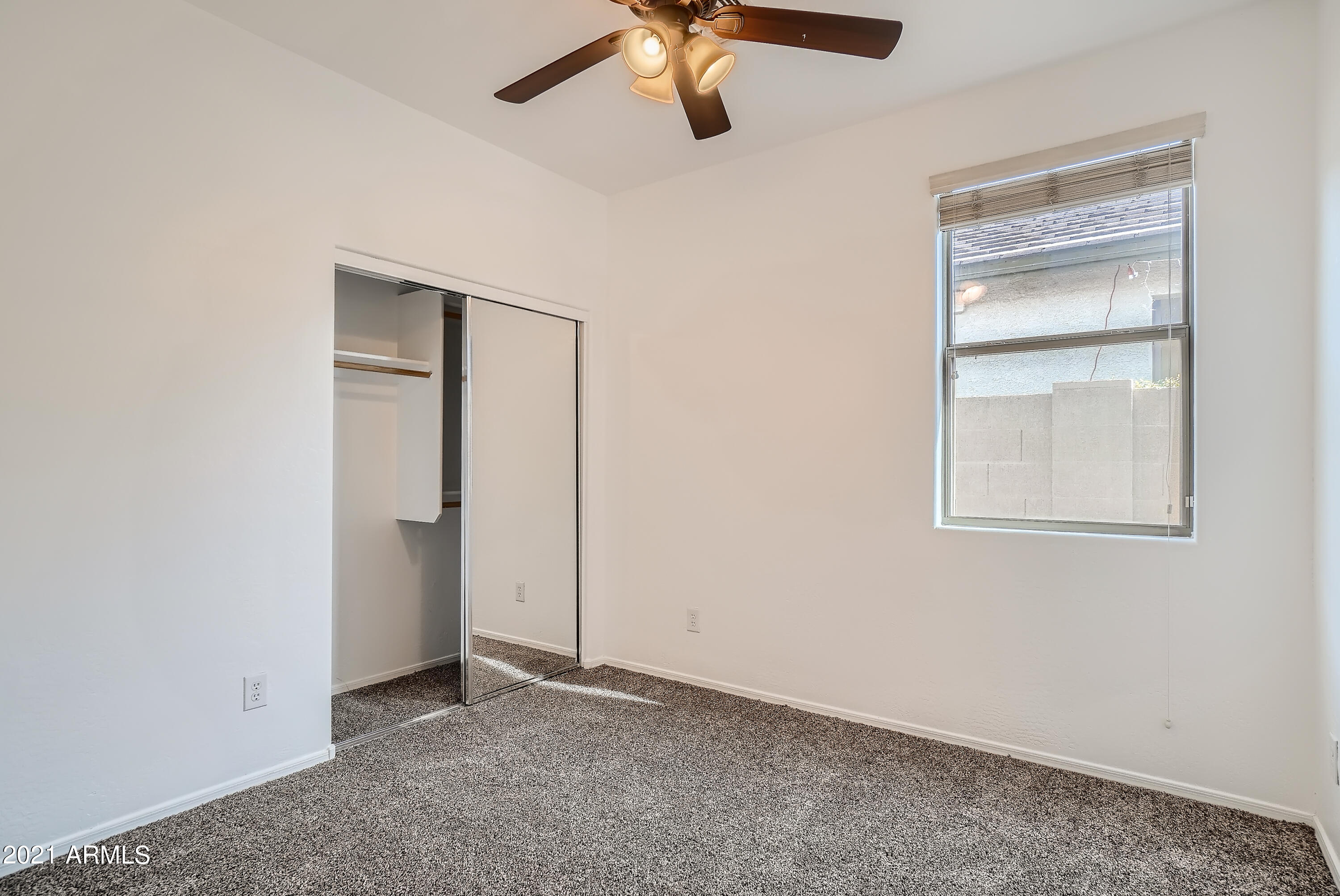 8748 West Cordes Road Tolleson, AZ 85353 - Photo 21 of 33 21-065213151-27 Bedroom