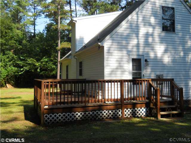 730 Grapevine Road Sandston, VA 23150 - Photo 3 of 12 Gallery Image 3