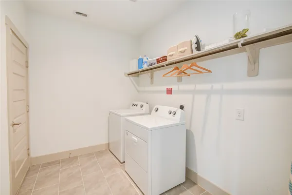 a view of entryway and hall