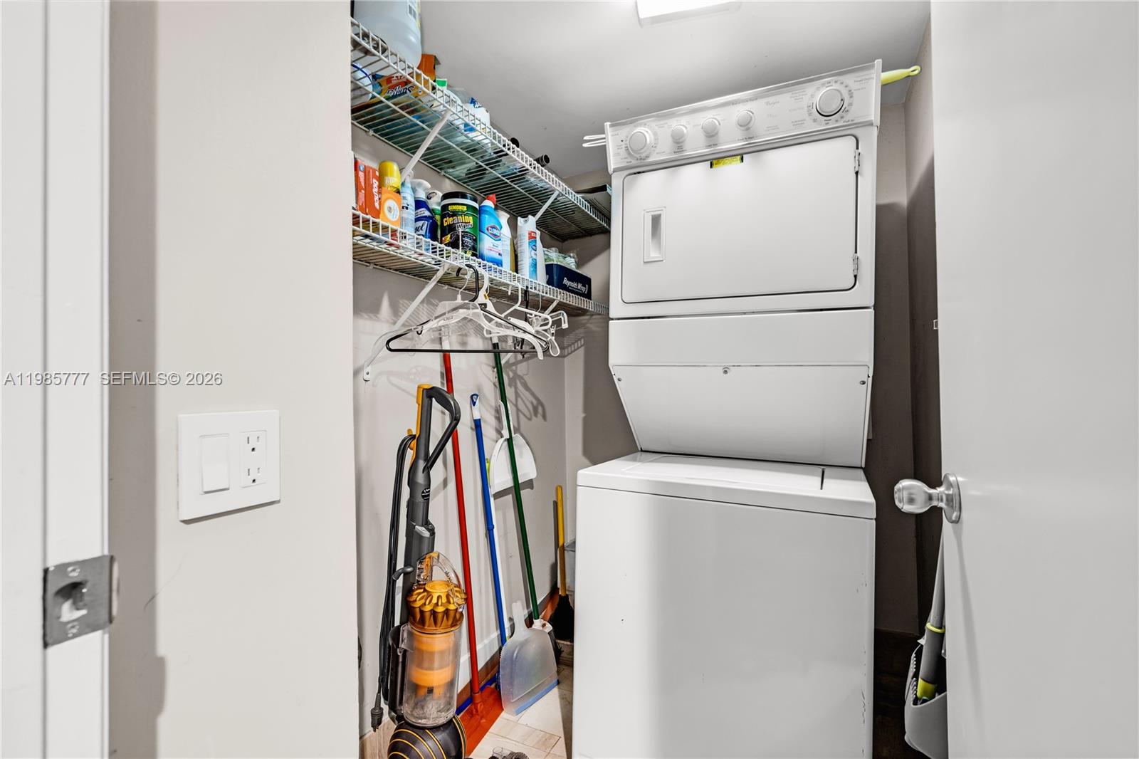 2025 Brickell Avenue, Unit 1703 Miami, FL 33129 - Photo 20 of 57