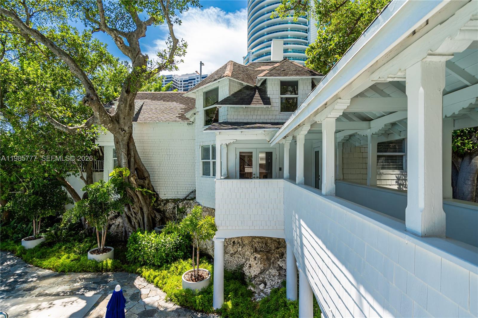 2025 Brickell Avenue, Unit 1703 Miami, FL 33129 - Photo 39 of 57