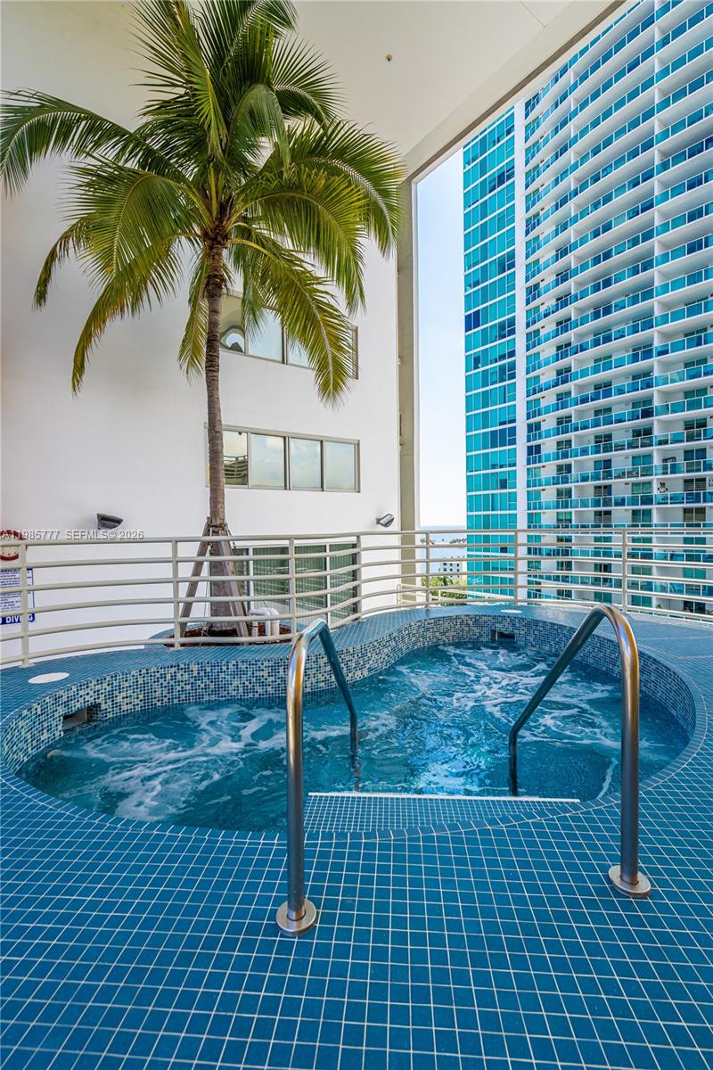 2025 Brickell Avenue, Unit 1703 Miami, FL 33129 - Photo 42 of 57