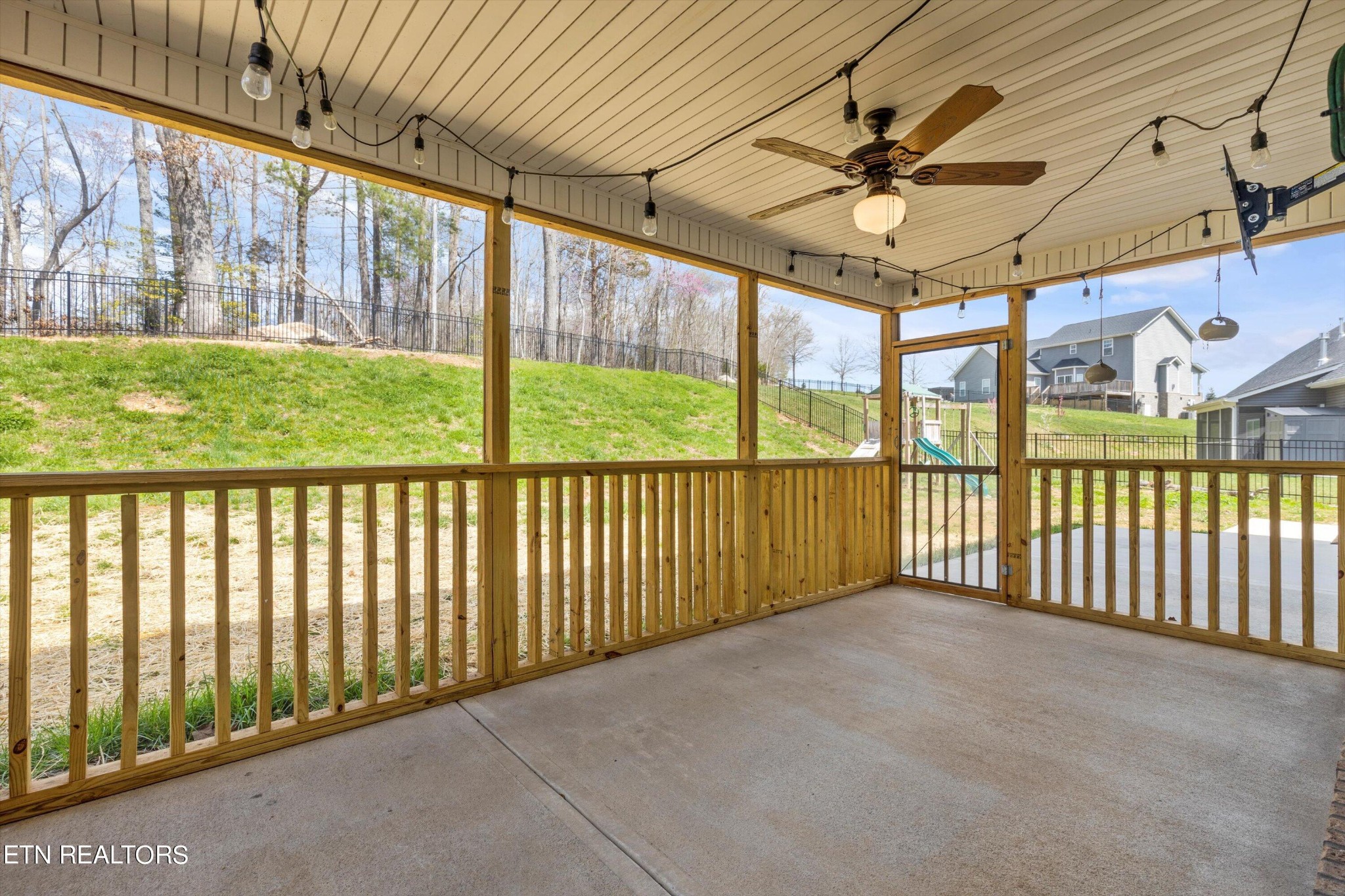 104 Mistletoeberry Road Oak Ridge, TN 37830 - Photo 36 of 51 Gallery Image 36