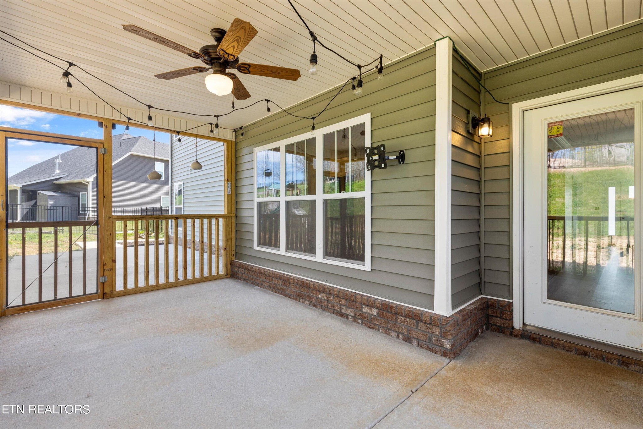 104 Mistletoeberry Road Oak Ridge, TN 37830 - Photo 37 of 51 Gallery Image 37