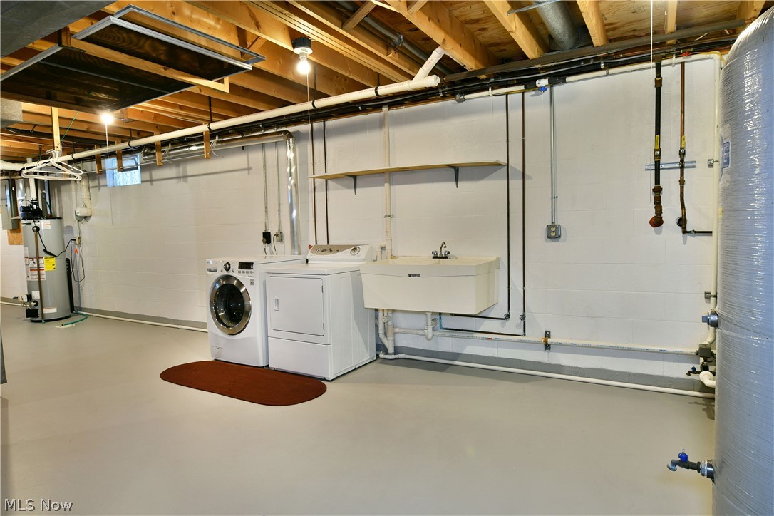 6120 Ridge Road Cortland, OH 44410 - Photo 38 of 42 Laundry Basement