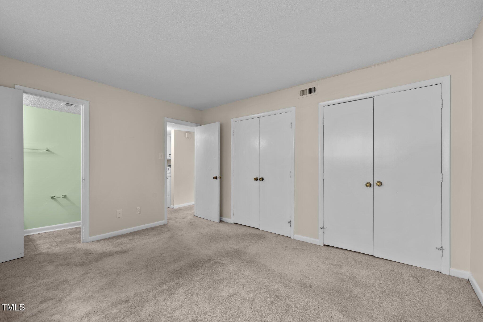 667 Pine Ridge Place Raleigh, NC 27609 - Photo 21 of 44 22-web-or-mls-5Z8A0051