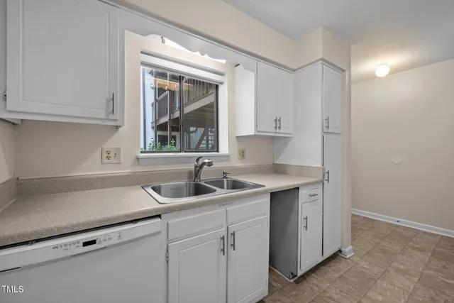 $159,900 | 667 Pine Ridge Place, Raleigh, NC 27609