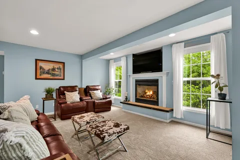$735,000 | 1952 Blackhawk Drive, Grafton, WI 53024