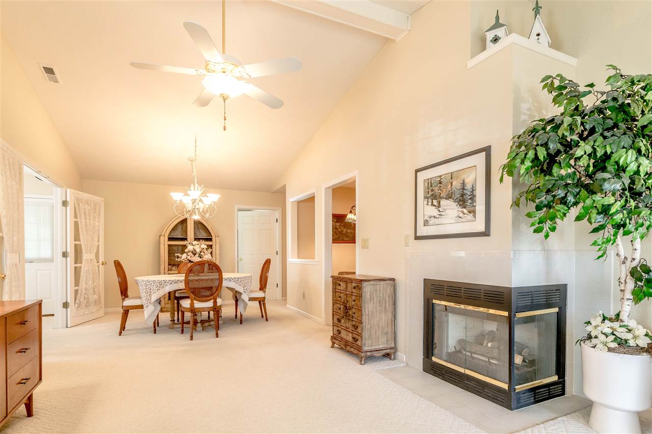 5729 Spring Mist Circle Indianapolis, IN 46237 - Photo 11 of 29 Gallery Image 11