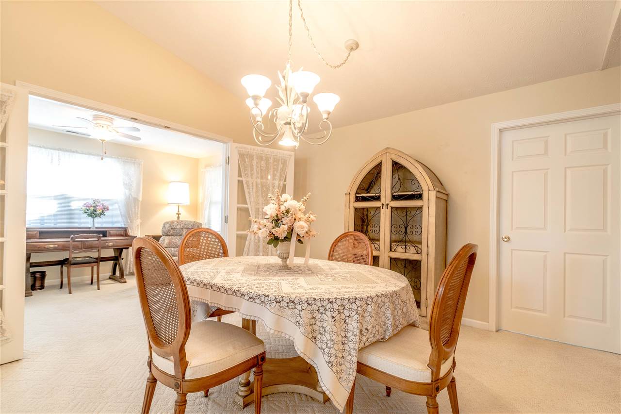 5729 Spring Mist Circle Indianapolis, IN 46237 - Photo 9 of 29 Gallery Image 9