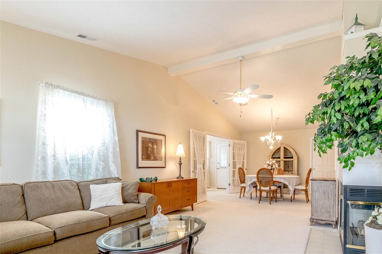 5729 Spring Mist Circle Indianapolis, IN 46237 - Photo 10 of 29 Gallery Image 10