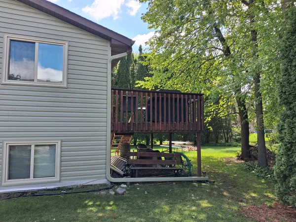 $447,500 | 5795 Amy Lane, Maple Plain, MN 55359