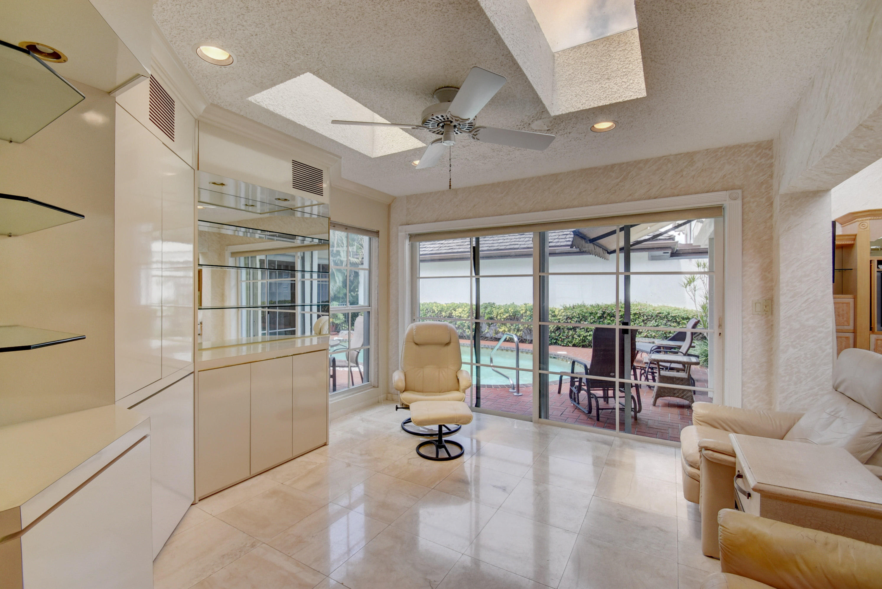 20657 Linksview Circle Boca Raton, FL 33434 - Photo 11 of 74 Living Area