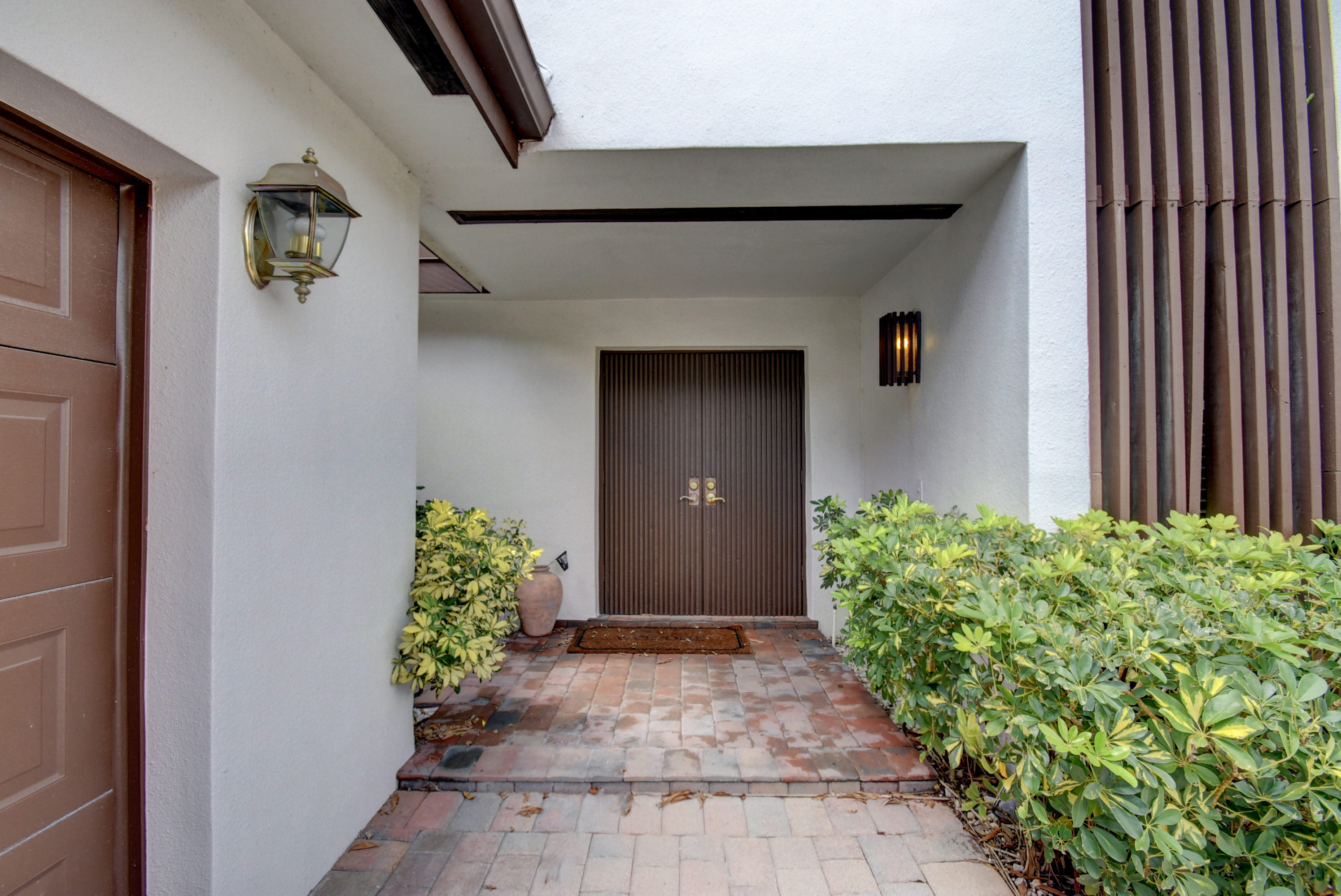20657 Linksview Circle Boca Raton, FL 33434 - Photo 2 of 74 Front Entrance