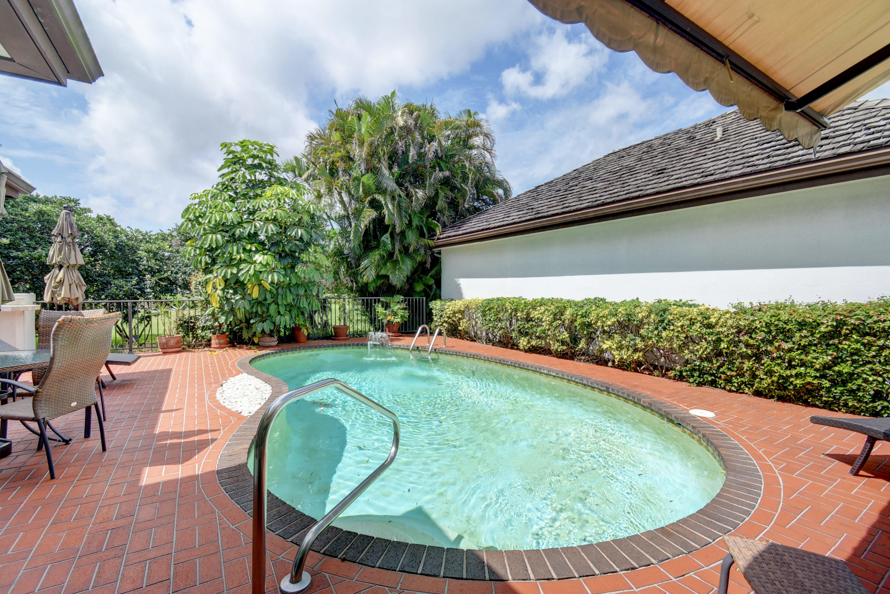 20657 Linksview Circle Boca Raton, FL 33434 - Photo 36 of 74 Pool Area