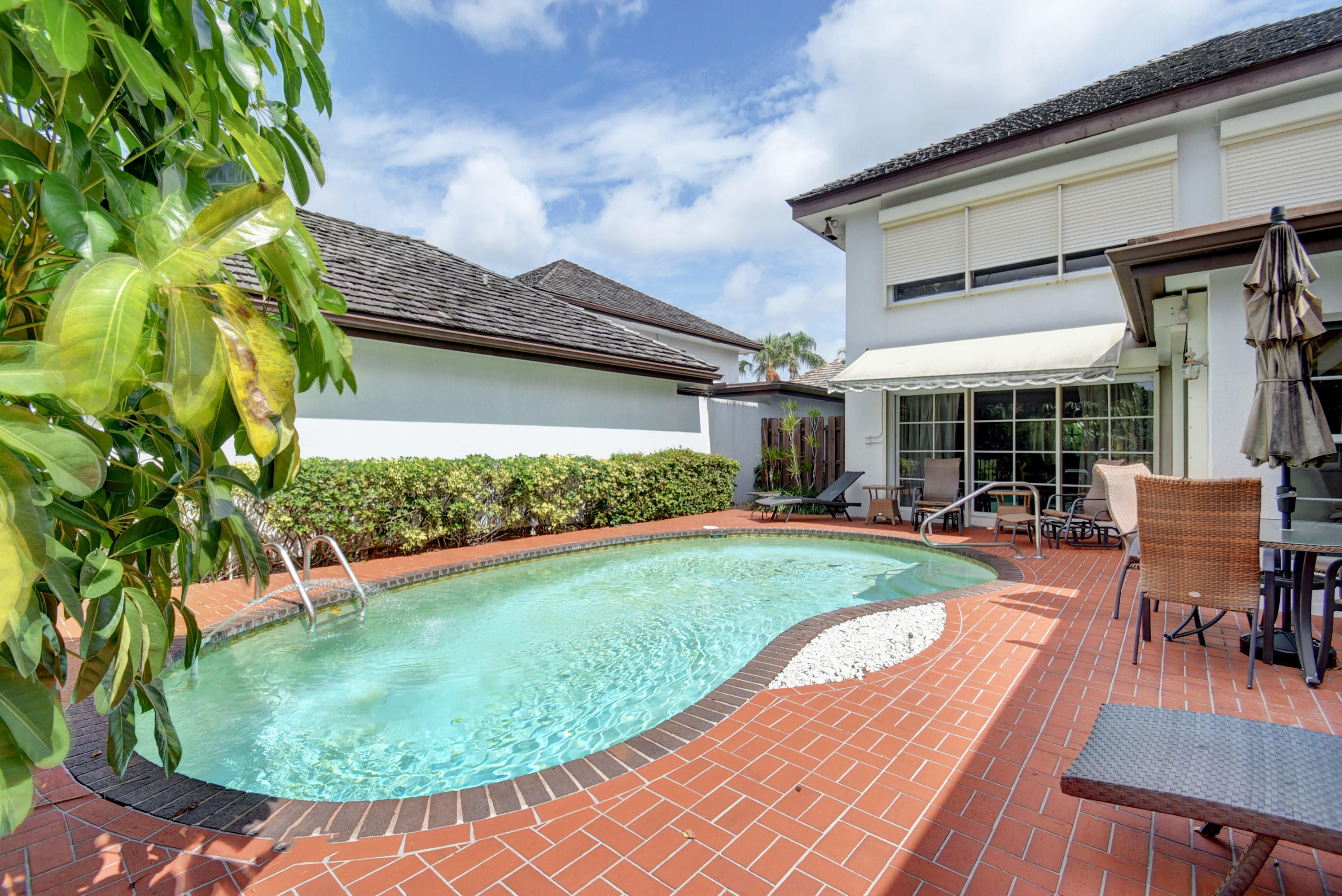 20657 Linksview Circle Boca Raton, FL 33434 - Photo 37 of 74 Pool