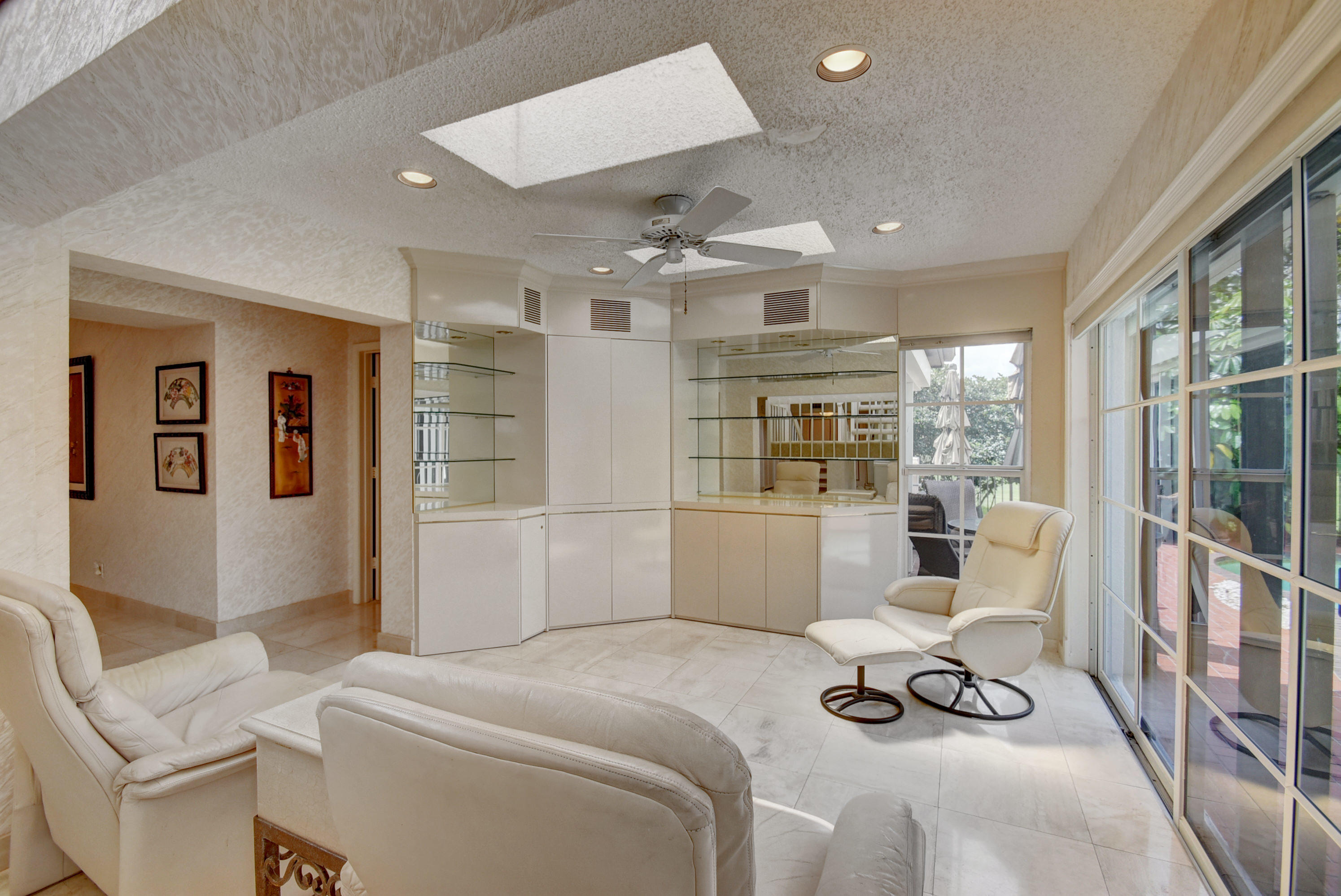 20657 Linksview Circle Boca Raton, FL 33434 - Photo 10 of 74 Living Area