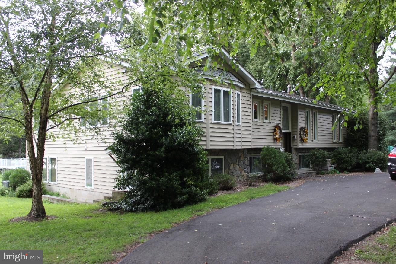 304 Calvert Road Stevensville, MD 21666 - Photo 2 of 30 Exterior (Front)