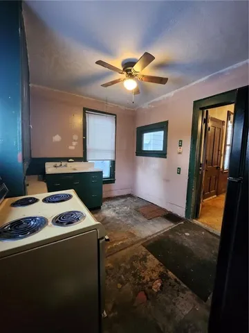 $44,900 | 88 Elm Avenue, Sharon, PA 16146