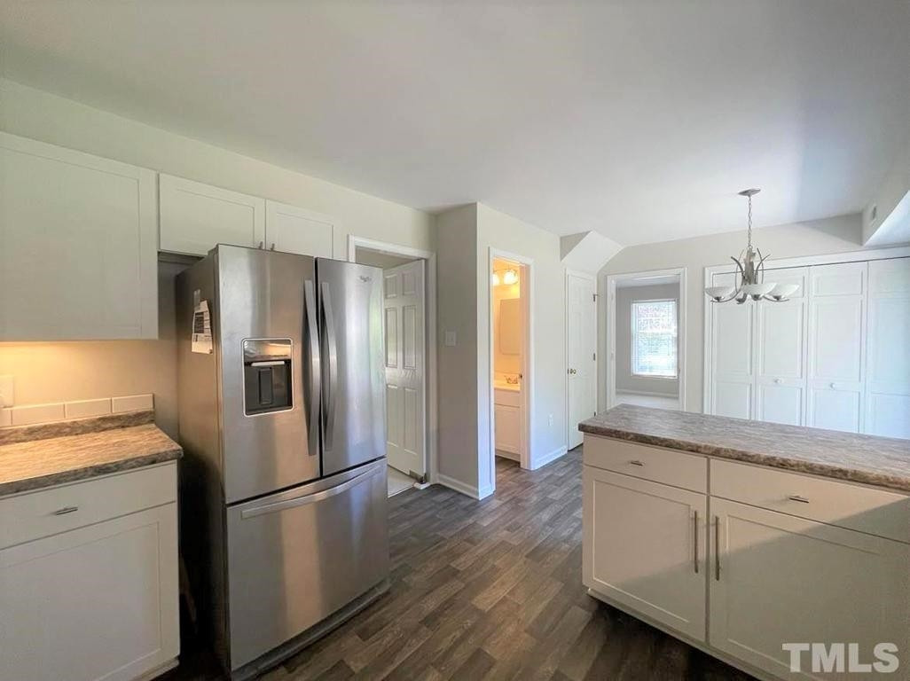 3605 Wickersham Way Raleigh, NC 27604 - Photo 9 of 21 Refrigerator stays!