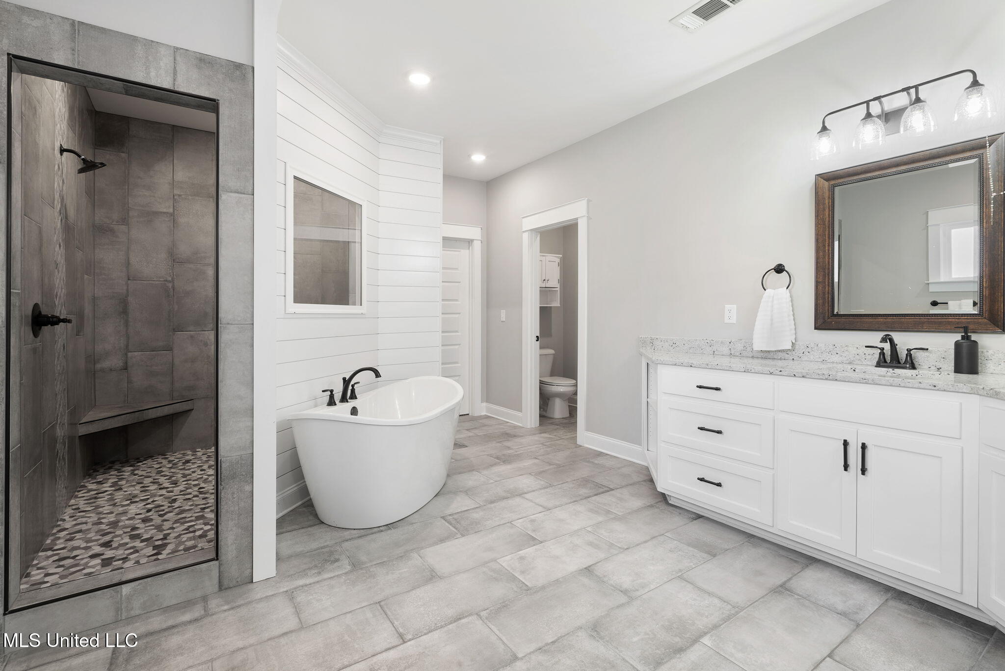 681 Pond View Circle Hernando, MS 38632 - Photo 15 of 32 15-web-or-mls-681 Pond View Cir-14