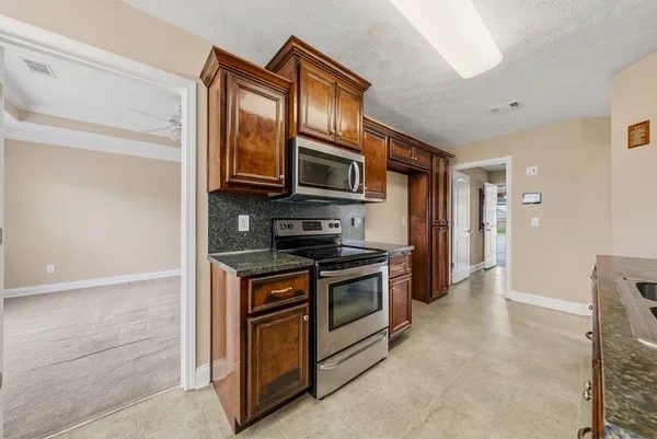 $254,839 | 11 Hillside Drive, Phenix City, AL 36870