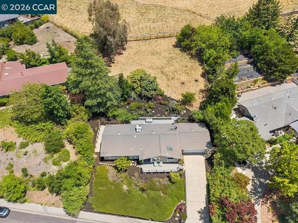 $1,250,000 | 8 Ketelsen Court, Moraga, CA 94556
