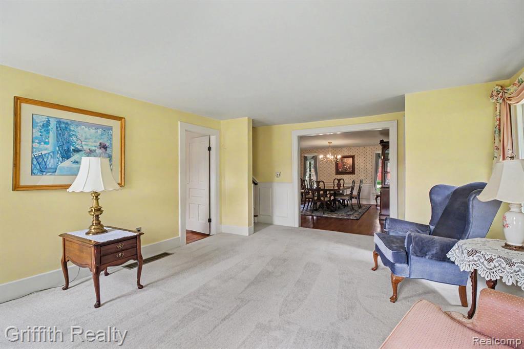 3970 Van Amberg Road Brighton, MI 48114 - Photo 6 of 42