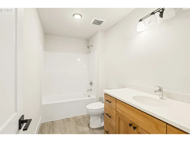 $749,000 | 5133 Southeast Mullan Street, Milwaukie, OR 97222