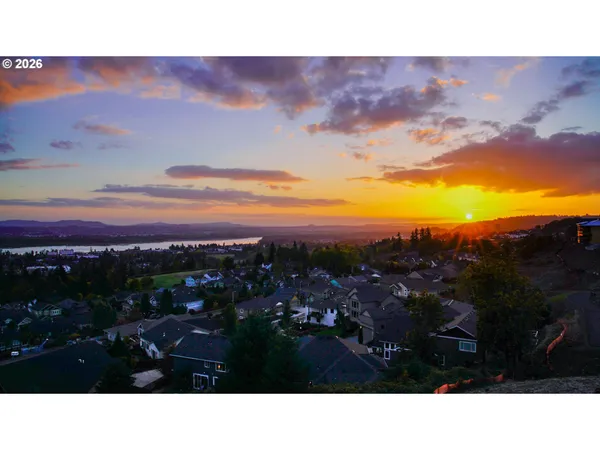 $1,539,995 | 610 North Y Street, Washougal, WA 98671