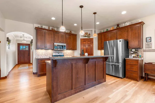 $438,800 | 177 East Clearwater Drive, Appleton, WI 54913