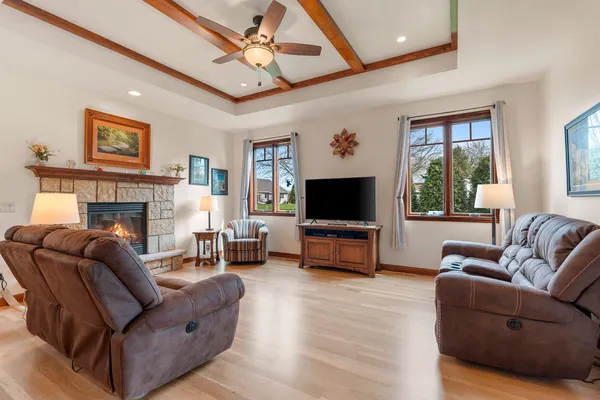 $438,800 | 177 East Clearwater Drive, Appleton, WI 54913