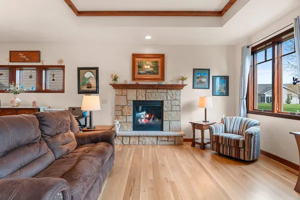 $438,800 | 177 East Clearwater Drive, Appleton, WI 54913