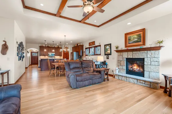 $438,800 | 177 East Clearwater Drive, Appleton, WI 54913