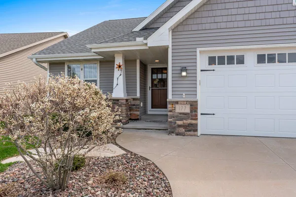 $438,800 | 177 East Clearwater Drive, Appleton, WI 54913