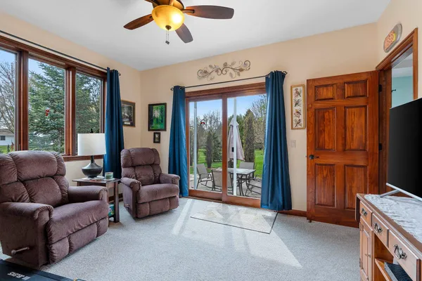$438,800 | 177 East Clearwater Drive, Appleton, WI 54913
