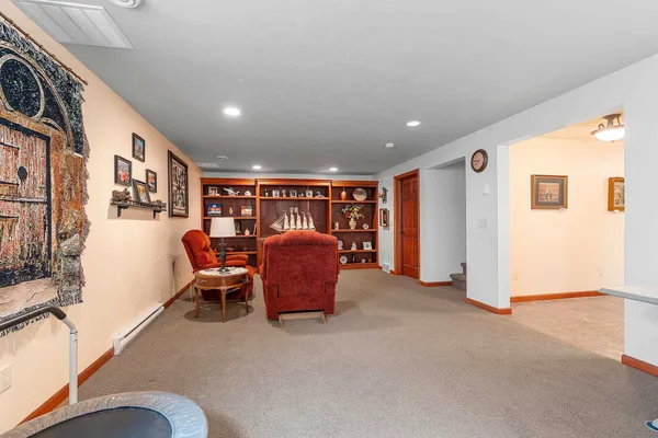 $438,800 | 177 East Clearwater Drive, Appleton, WI 54913